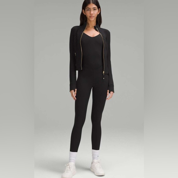 Lululemon Define Jacket,Cropped Nulu, Black & Gold, size 2. Brand new w/ out tag - Picture 2 of 9